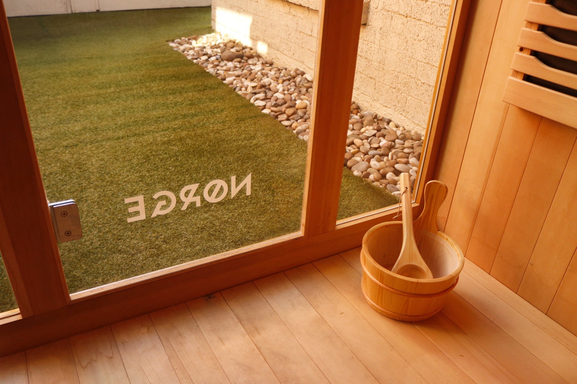 Harnessing Hormesis: How Saunas and Cold Therapy Boost Adaptation and Resilience